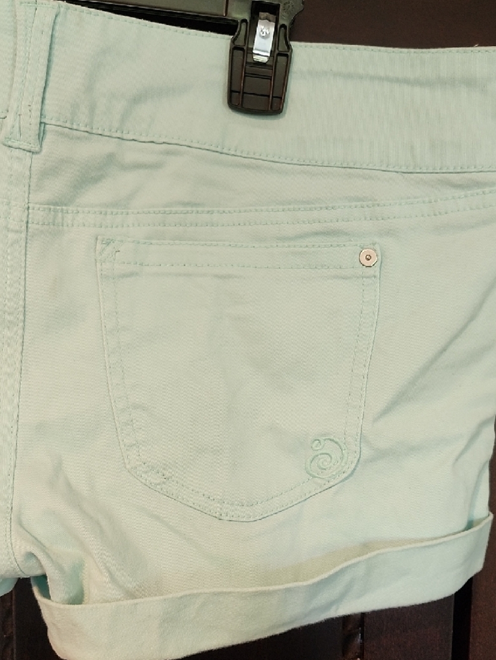 4/$20 Indigo Rein Women's Mint Green Cotton Shorts - Picture 4 of 6